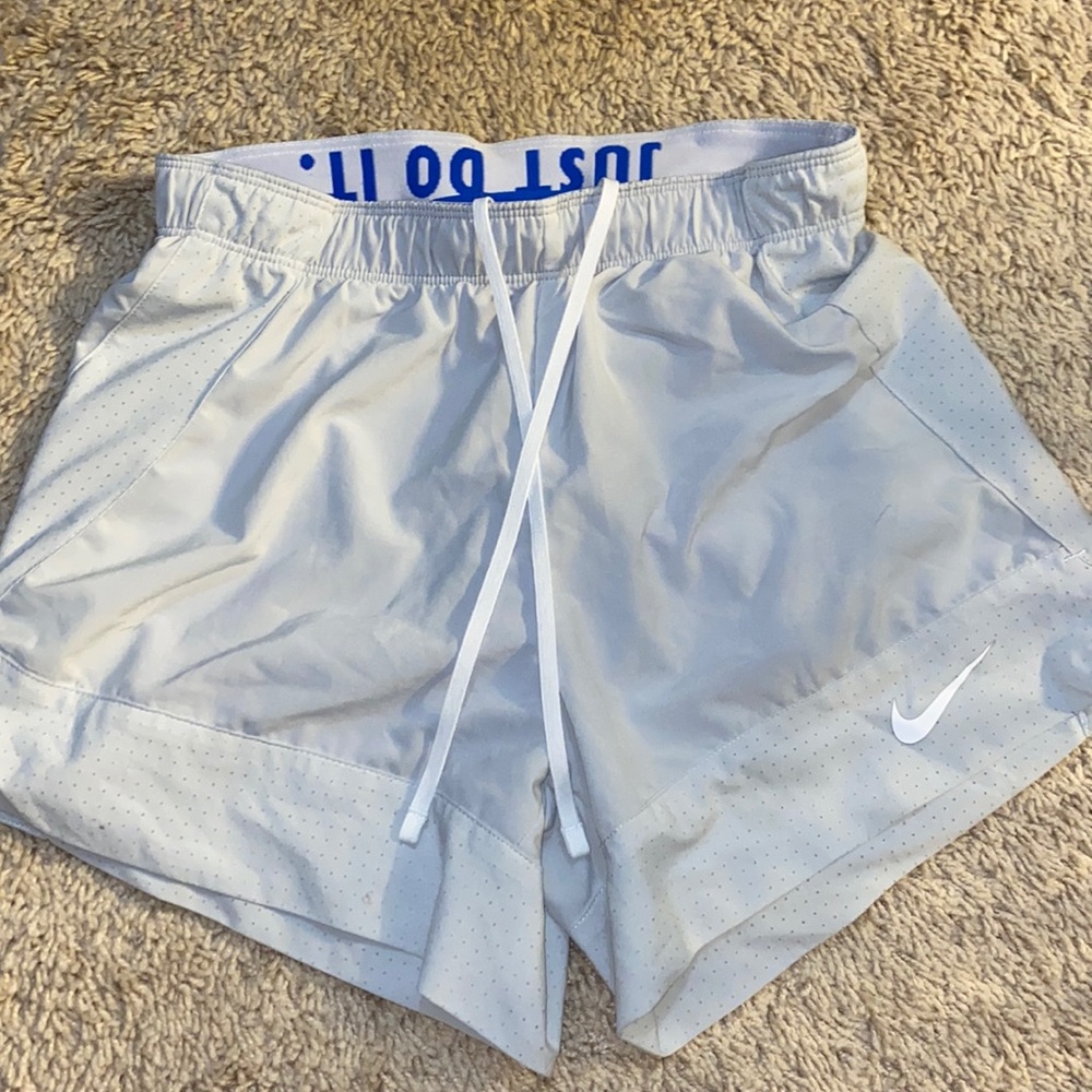 Women’s Nike Shorts w/built in Spandex